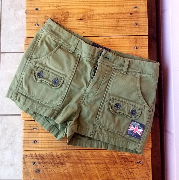 Superdry Pants - super dry • cargo shorts